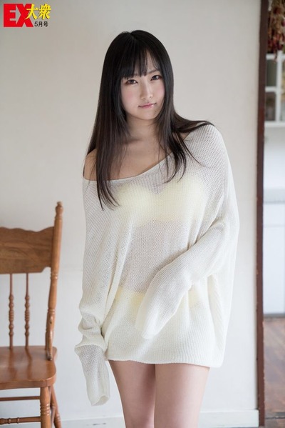 【朗報】昨日発売のSKE48矢作有紀奈の清純グラビアがエロすぎる件